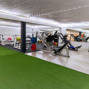 photo5949302430162335630