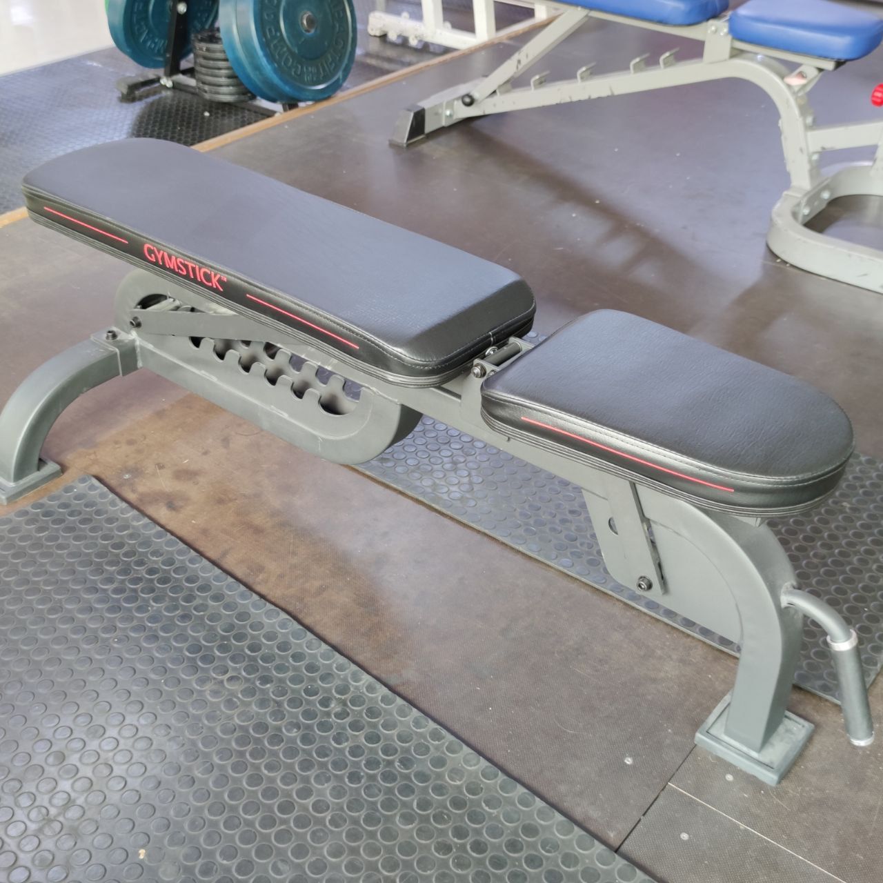 Gymstick adjustable bench at Nostelema